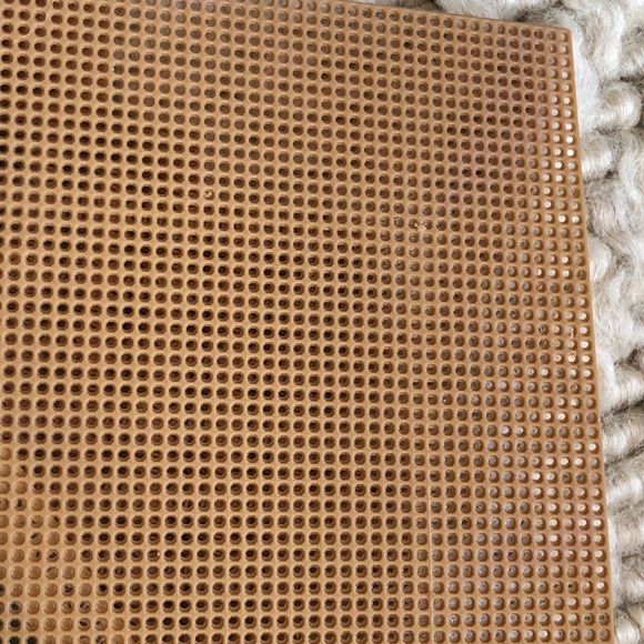 NWT Darice cross stitch plastic canvas 14 mesh size - Picture 9 of 9